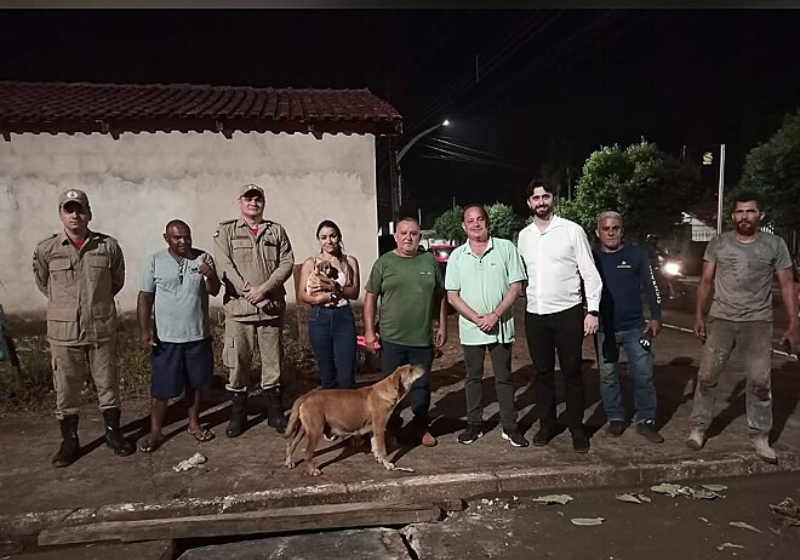 A comunidade se mobilizou para ajudar Vitória. Eles conseguiram! - Foto: @protetoraanalucia520