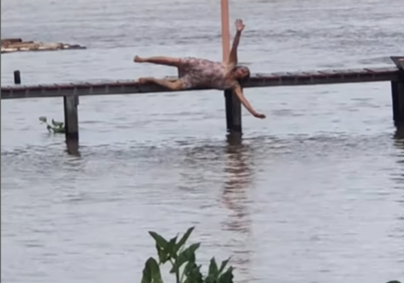 Vovó Sampaio chega a fazer pose antes de pular. Foto: @vovosampaio_81