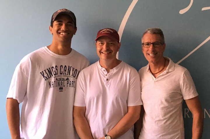 Kevin, o filho (esq), Pete Mercurio (centro), Danny Stewart (dir) em 2018. - Foto: Danny Stewart e Pete Mercurio