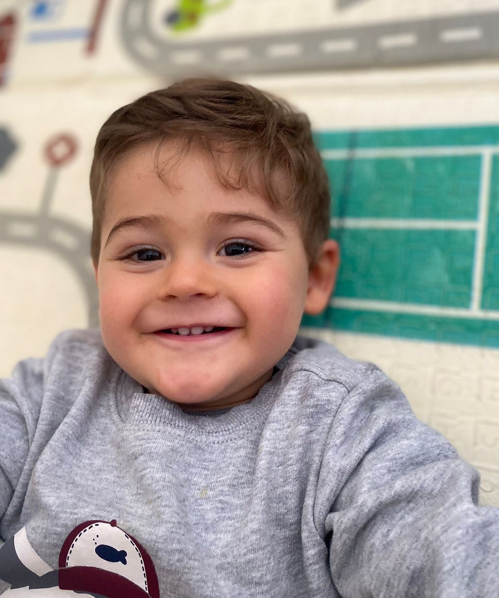 Dudu agora vai para os EUA. Lá ele participa de uma pesquisa que desenvolve a cura do medicamento. - Foto: Arquivo pessoal