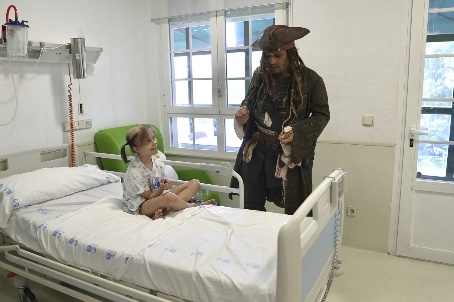 Em cada quarto que ele entrava, arrancava mais sorrisos. - Foto: Backgrid