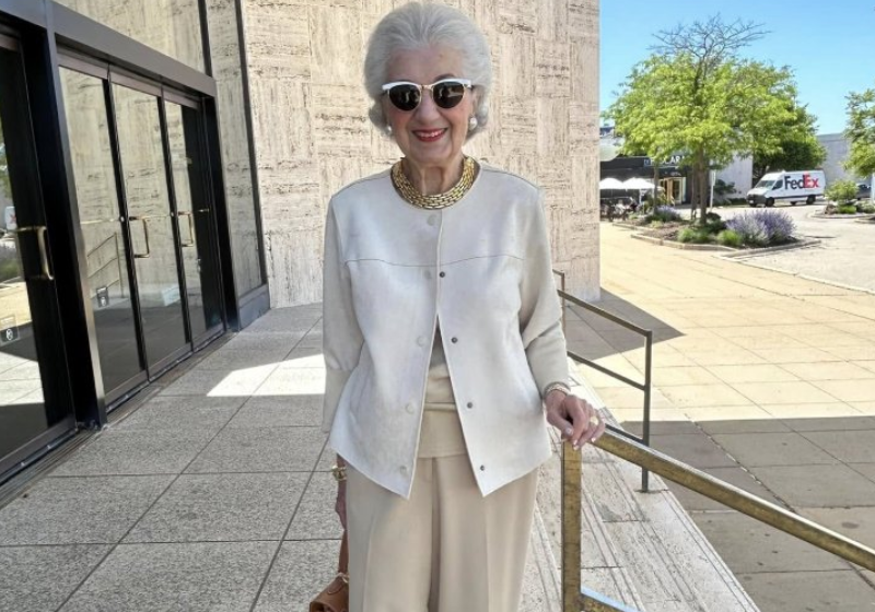 Idosa de 101 anos venceu câncer de mama com elegância e virou estrela de marca de cosméticos