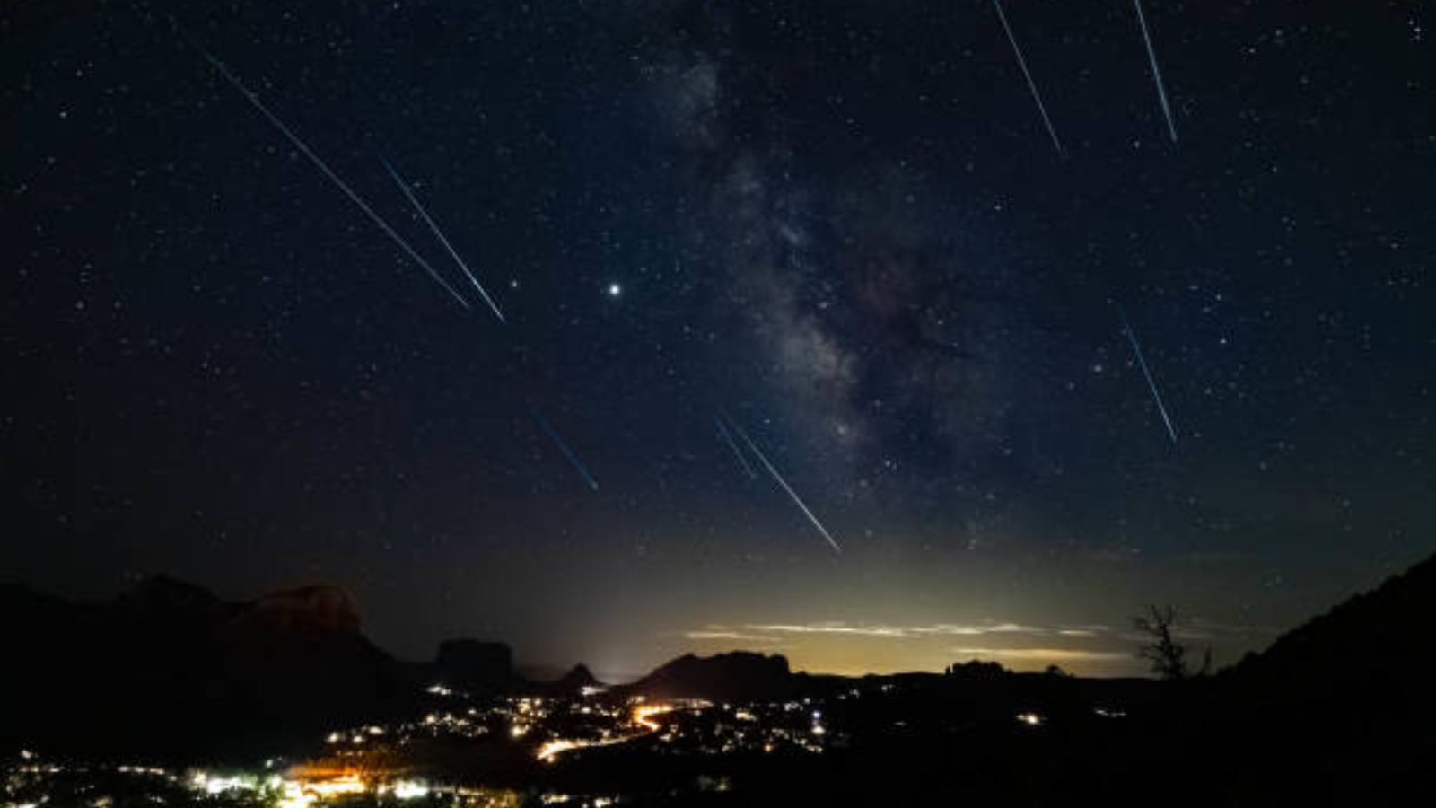A chuva de estrelas cadentes do Perseidas começou e vai até agosto. - Foto: iStock