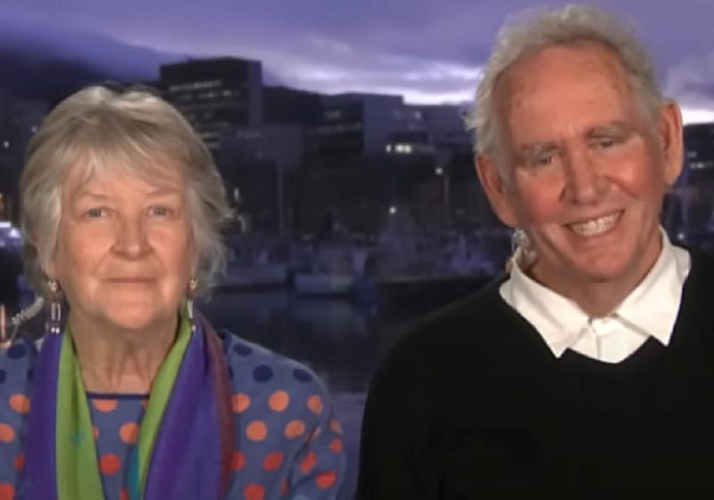 O casal Richard e Jan comprou um imóvel e transforma em casa para idosas abandonadas, com histórias de abandono, violência e solidão, na Austrália. - Foto: arquivo pessoal