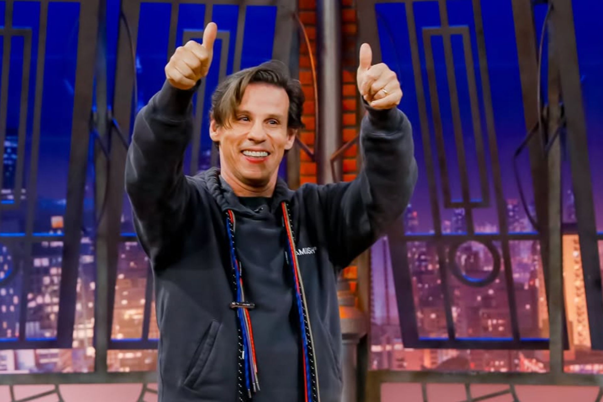 Caito Maia, da Chilli Beans, disse que trocou o dólar pela moeda da China para pagar fornecedores e aumentou faturamento. - Foto: Instagram @caitomaiaoficial