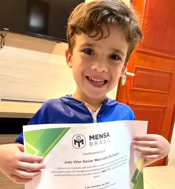 João Vitor, de 5 anos, foi aceito pela Mensa. - Foto: arquivo pessoal