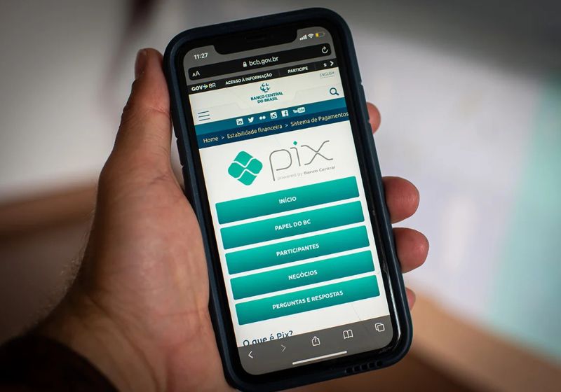 A novidade do Pix parcelado, como se faz no cartão de crédito, poderá começar ainda este ano em todo o país. A regulamentação sai este mês. - Foto: Hugo Barreto/Metrópoles