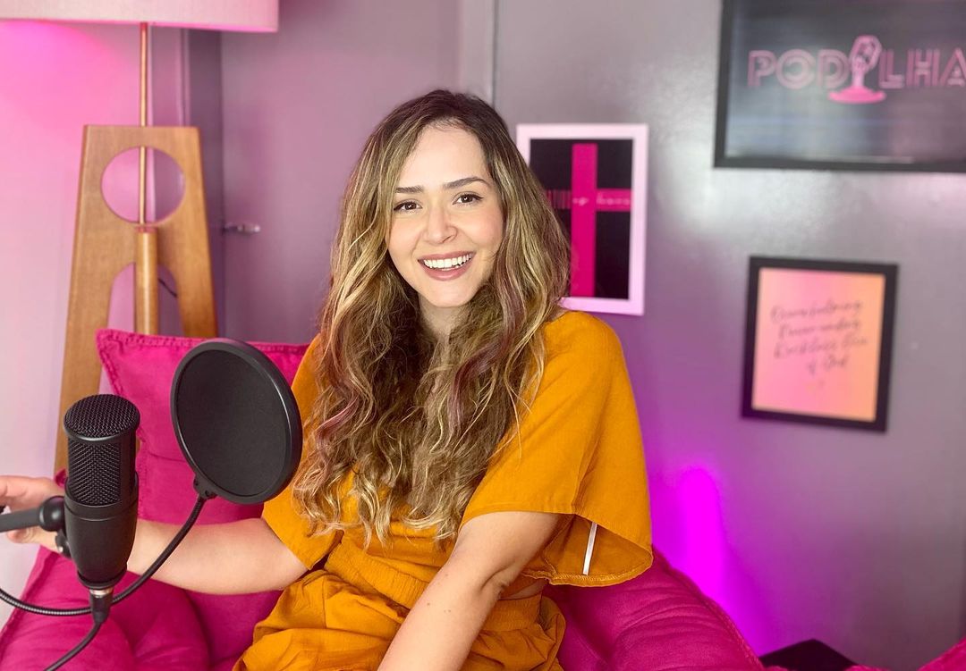 Lhays trabalha como dubladora. - Foto: arquivo pessoal
