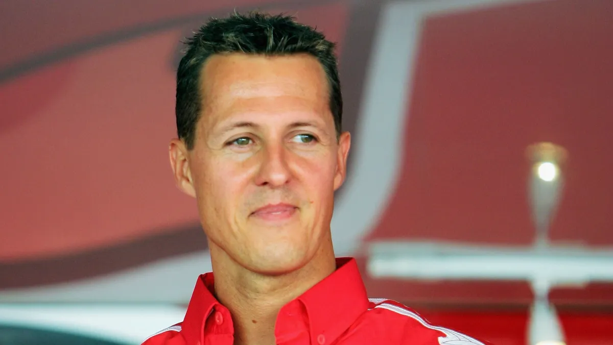 Michael Schumacher está com 57 anos e recebe cuidados médicos o tempo todo nas mansões da família. - Foto: Lars Baron/Bongarts/Getty Images