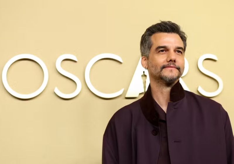 A revista Vogue dos EUA afirmou com todas as letras que o brasileiro Wagner Moura vai vencer o Oscar de Melhor Ator neste domingo. - Foto: Reprodução / REUTERS/Mario Anzuoni