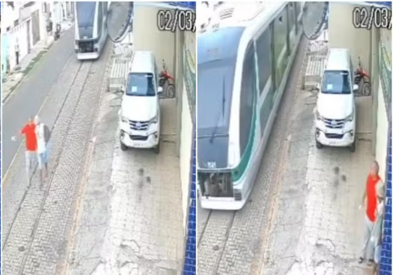 Homem corre, pula na frente de um VLT e salva pedestre de ser atropelado em Soblal, no Ceará. — Foto: Reprodução