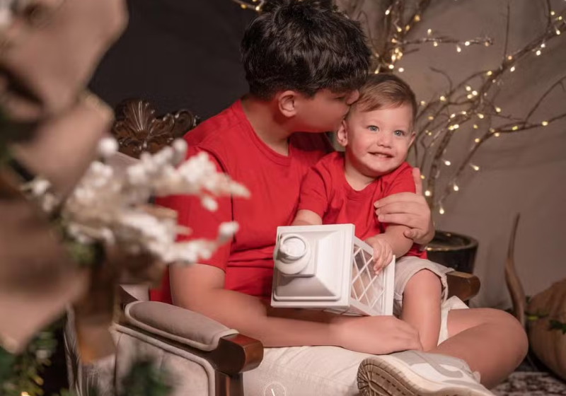 O imrão mais velho foi o doador de medula e salvou a vida do caçula, diagnosticado com leucemia - Foto: arquivo pessoal