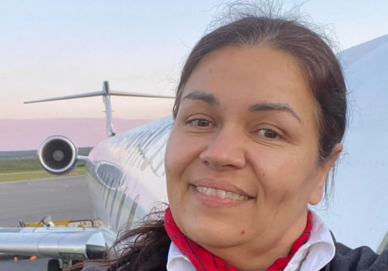 A comissária foi arremessada mais de 100 metros do avião, que colidiu com um caminhão de bombeiros em Nova York - Foto: arquivo pessoal