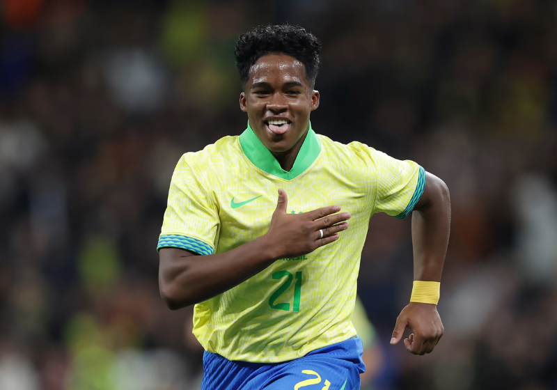 Endrick comemorou nas redes sociais a convocação para a primeira Copa do Mundo. Veja a lista completa da seleção - Foto: reprodução web
