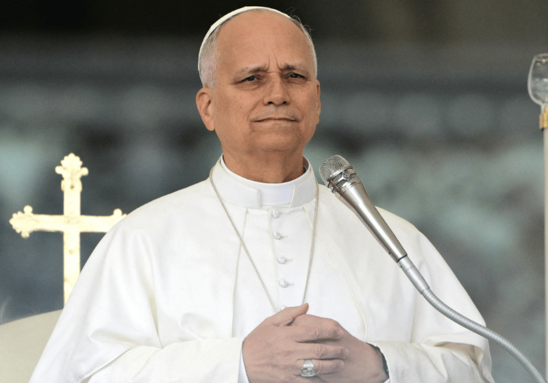 O Papa Leão XIV fez o pronunciamento nesta segunda-feira e pediu perdão pelo papel da igreja na legitimação da escravidão - Foto: Tiziana FABI / AFP