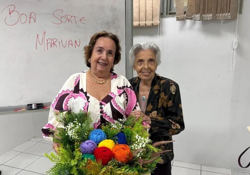 Marivan Ferraro é o nome da idosa de 77 anos que defendeu o TCC em Design com a mãe de 98 anos na plateia, na Universidade de Fortaleza (CE). - Foto: arquivo pessoal