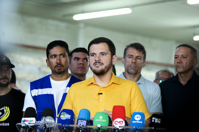 O prefeito de Manaus, Renato Junior anunciando ajuda à Venezuela, neste fim de semana. - Foto: Prefeitura de Manaus