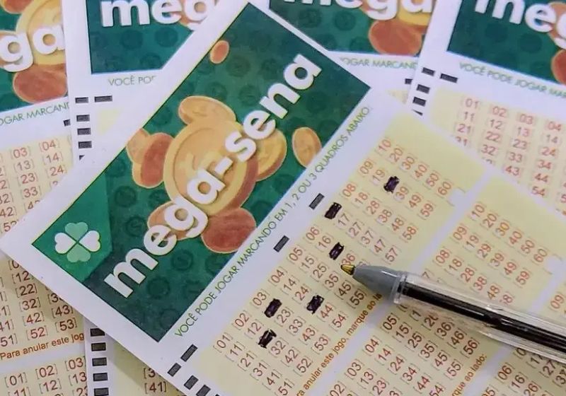 A Mega-Sena 3028 sorteia prêmio acumulado de R$ 38 milhões nesta terça-feira; apostas podem ser feitas até às 20h. - Foto: Rafa Neddermeyer/Agência Brasil