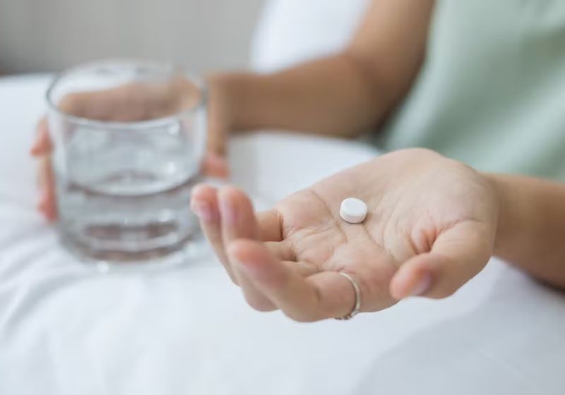 O comprimido que reduz em 60% o colesterol ruim, aprovado pela FDA pode substituir as injeções em muitos casos. - Foto: AdobeStock