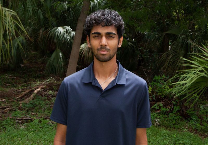 Nathan é o professor universitário mais jovem do mundo. Ele é superdotado, começou na faculdade aos 10 anos e entrou para o Guinness aos 18 - Foto: reprodução/ Guinness Book