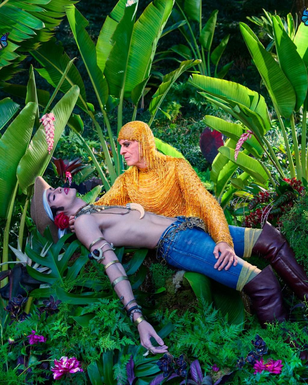 As fotos do artista foram feitas por David LaChapelle, que já fotografou Madonna e Mariah Carey - Foto: David LaChapelle