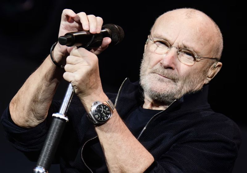 Phil Collins contou em entrevista que sobreviveu ao alcoolismo, voltou a sonhar com a música e quer cantar novamente. - Foto: arquivo/ Lucas Tavares/OGlobo
