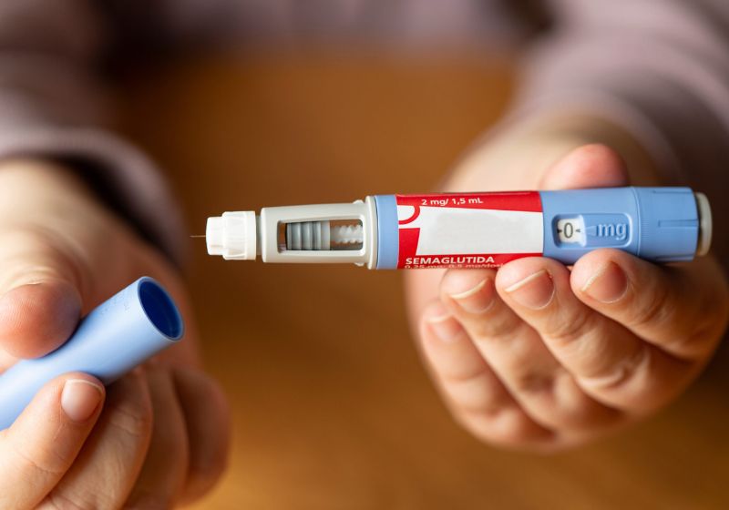 Anvisa aprova duas novas canetas emagrecedoras, de semaglutida. Uma delas é a primeira genérica e deverá chegar às farmácias com preço menor. - Foto: reprodução/Drog.Araujo