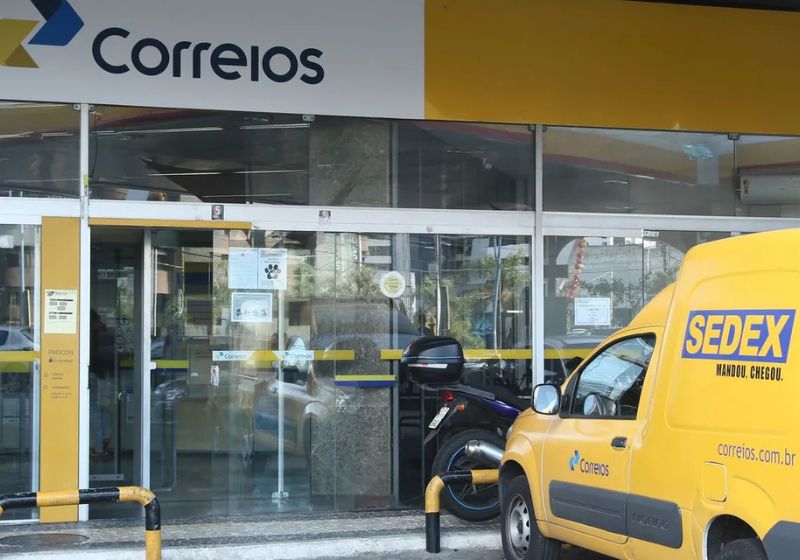 Nem tudo vale a pena ao comprar no Paraguai para entrega pelos Correios. Iphone 17, por exemplo, fica mais caro do que comprar aqui. - Foto: reprodução/TecMundo