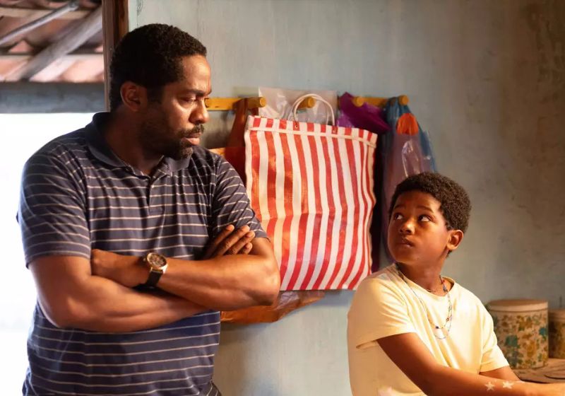 Lázaro Ramos e Yuri Gomes e vivem pai e filho em “Feito Pipa”, longa cearense que avançou na seleção brasileira para o Oscar 2027. - Foto: divulgação/Paris Filmes