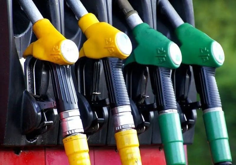 A operação de fiscalização no preço dos combustíveis já visitou estabelecimentos em todo o país. O litro da gasolina no DF subiu R$ 0,20 e chega a ser vendido por até R$ 6,89 em alguns postos. - Foto: reprodução/ TV Brasil