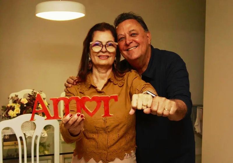 Cleyr Ferraz e José Geraldo Lopes foram namorados na adolescência, quando tinham 15 e 17 anos, perderam o contato e voltaram a se encontrar mais de meio século depois no ES. - Foto: Fábio Nunes/ A Tribuna
