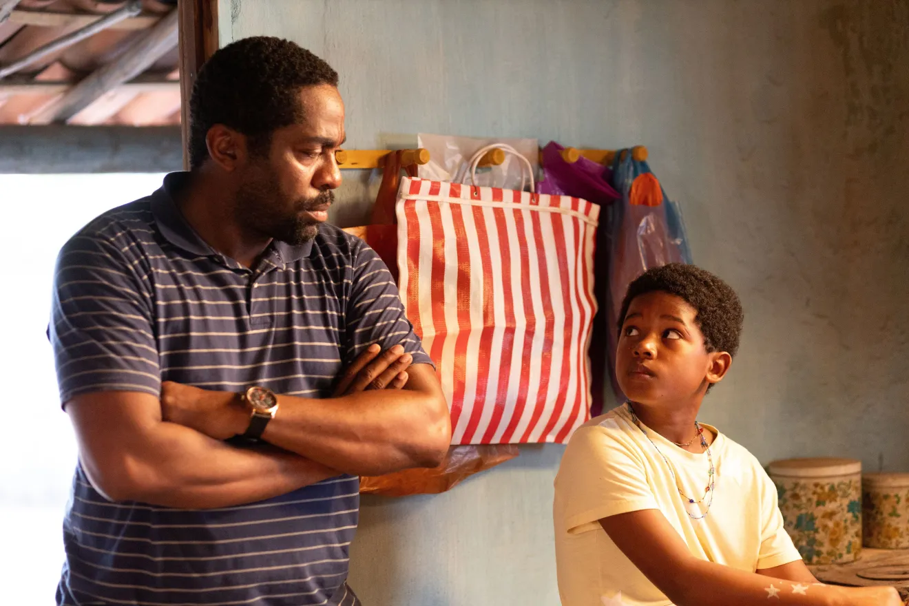 Lázaro Ramos e Yuri Gomes no filme brasileiro "Feito Pipa", indicado ao Oscar 2027. - Foto Divulgação/Jamille Queiroz
