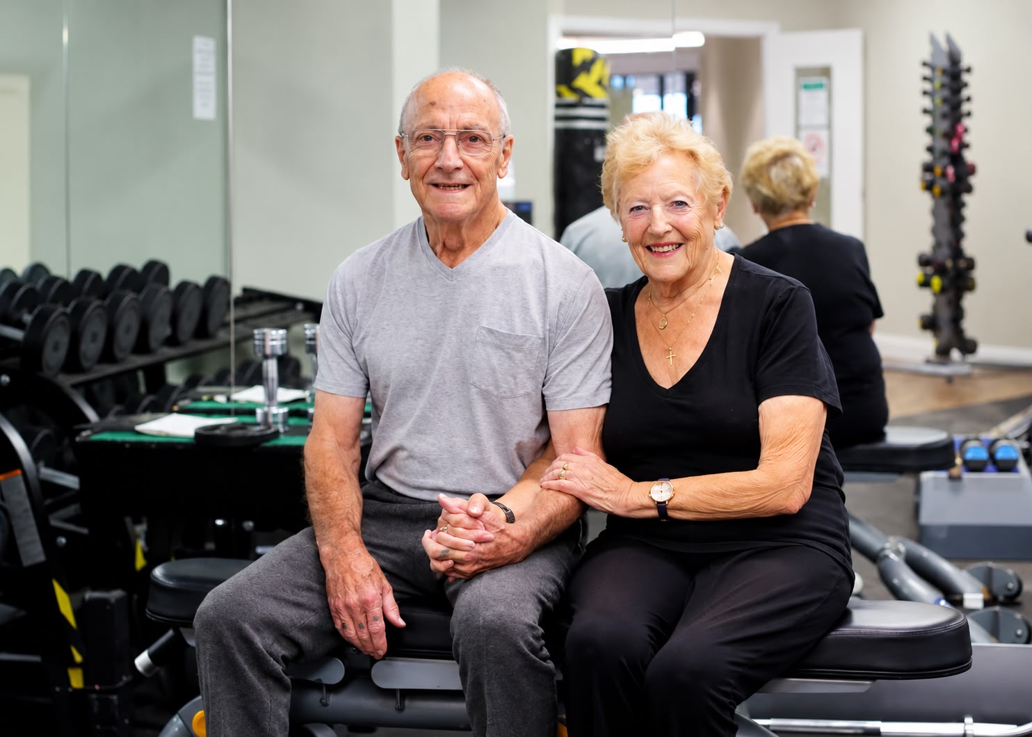 Fred Jenkins, de 88 anos, e Barbara Thompson, de 89, se conheceram na academia de uma comunidade para aposentados e descobriram um novo amor. Foto: ExtraCare Charitable Trust/SWNS