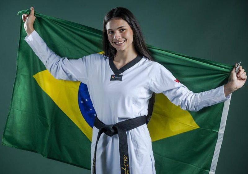 Brasileira conquista terceiro ouro seguido no taekwondo mundial. Maria Clara Pacheco voltou aos tatames após cirurgia e segue invicta em 2026. - Foto: CBTKD/ Divulgação