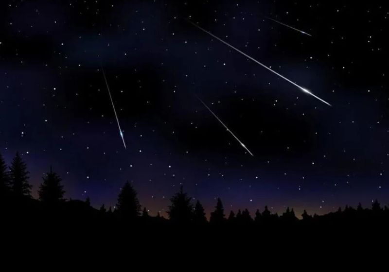 Chuva de meteoros do cometa Halley chega ao pico entre quarta (21) e quinta-feira (22). Saiba o melhor horário para observar as estrelas cadentes. - Foto: Getty Images