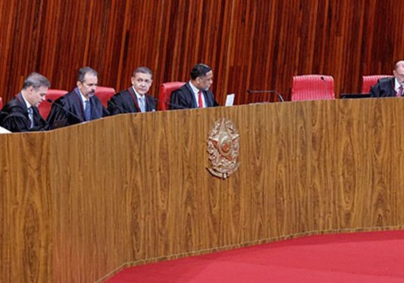Em decisão histórica e unânime, o TSE decide usar a Lei da Ficha Limpa para impedir candidatos condenados por agressão a mulheres. Eles podem ficar impedidos de disputar cargos políticos. - Foto: Antonio Augusto/Secom/ TSE